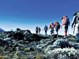 Northern Circuit Route summit trekking